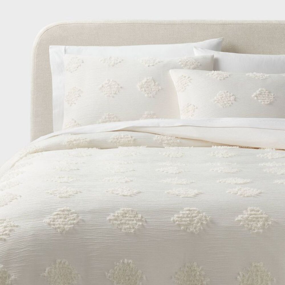 Full/Queen Tufted Diamond Crinkle Jacquard Duvet Cover Set - Ivory